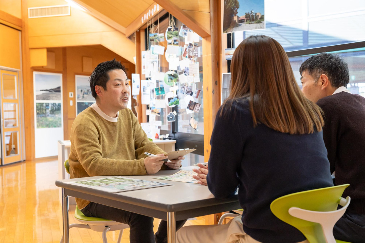 支援センターでの移住相談の様子